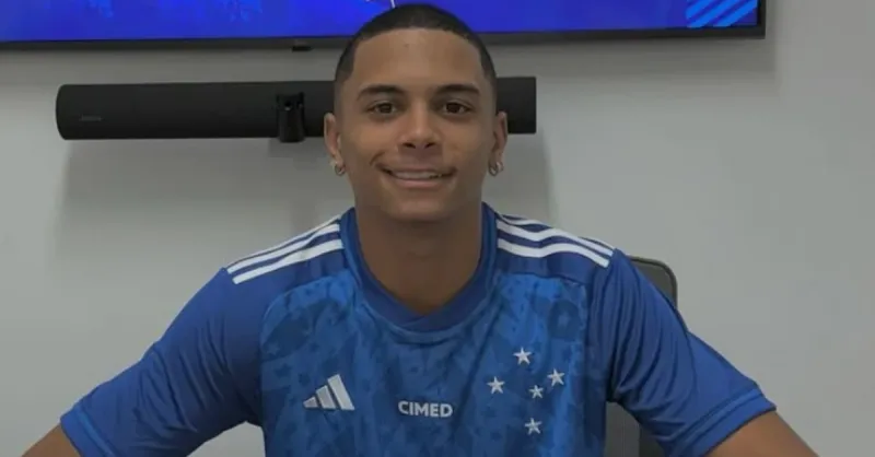 Cruzeiro Contrata Gabriel Paé e Define Goleiros para 2025