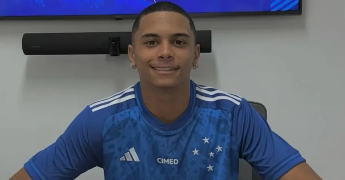 Cruzeiro Garante Jovem Promessa e Define Novo Trio de Goleiros